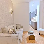 New Flat With Ac Porte Maillot Arc De Triomphe شقة باريس