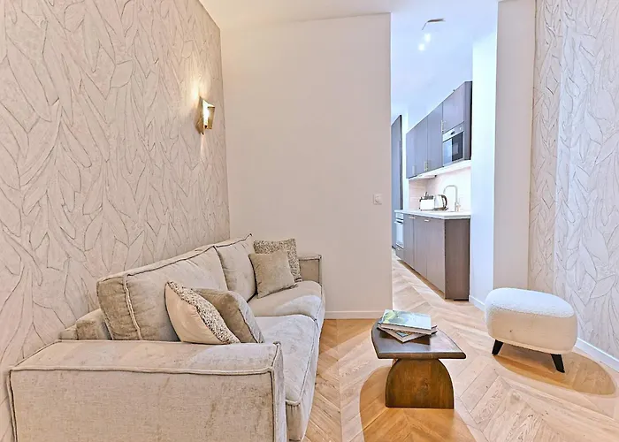 New Flat With Ac Porte Maillot Arc De Triomphe 公寓 巴黎