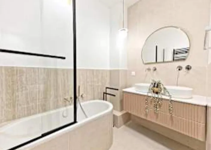 New Flat With Ac Porte Maillot Arc De Triomphe 公寓